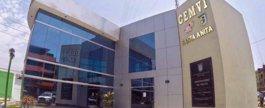 Edificio de la Central de Monitoreo y Vigilancia CEMVI de Santa Anita